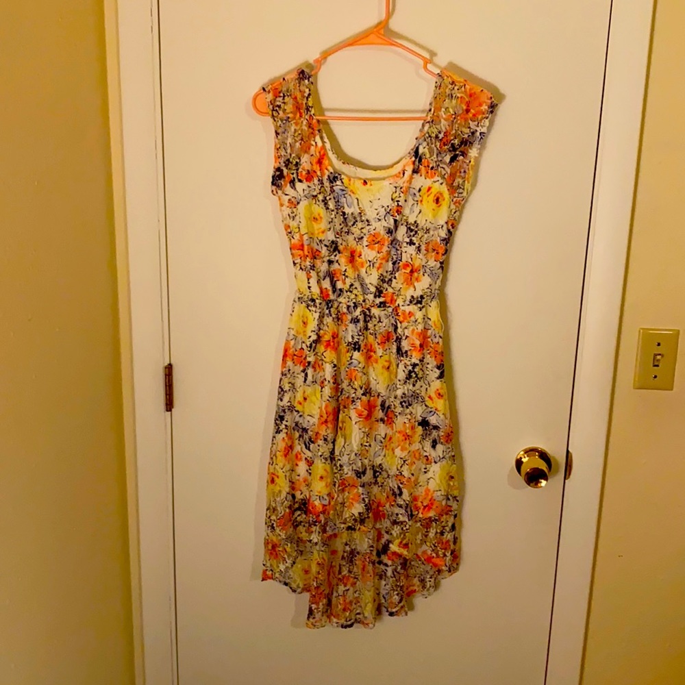 Perfect dress. Great condition Size M